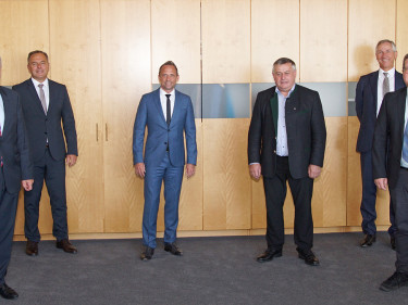 Gesprächsrunde bei Bayerns Umweltminister Thorsten Glauber