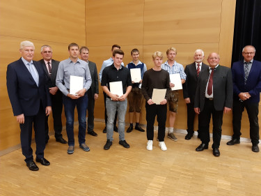Landwirtschaftsschüler bei Freisprechungsfeier