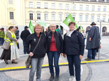 KB Götz am Rande der Demo