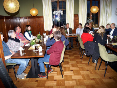 Dorfhelferinnen und Betriebshelfer
