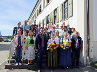 Gruppenbild der neu gewählten Bezirksvorstandschaft