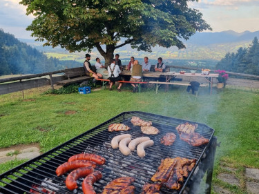 Die jungen Meister:innen auf der Moar-Alm