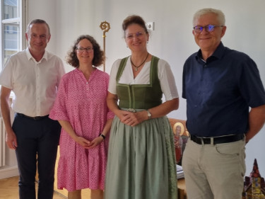 Landesbischof Kopp und Landesbäuerin Singer