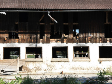 Feuer und Brände auf landwirtschaftlichen Betrieben