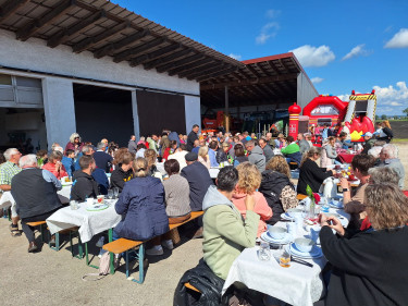 Frühstück auf dem Bauernhof