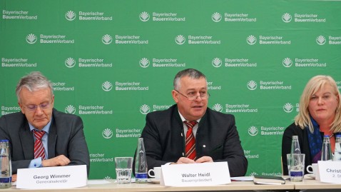 BBV-Generalsekretär Wimmer, Bauernpräsident Heidl und zweite stellvertretende Landesbäuerin Reitelshöfer sprachen auf dem Pressegespräch über die Landwirtschaft in Bayern