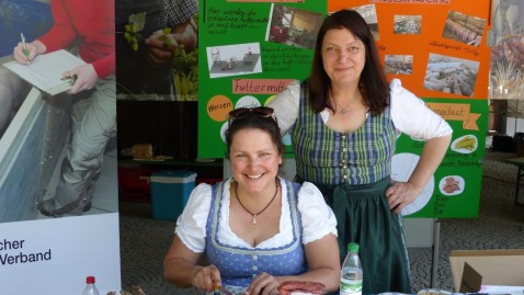 Stv. Kreisbäuerin Christa Wagner (rechts)