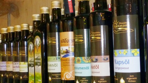 Die verschiedenen Öle, unterandrem das Rapsöl