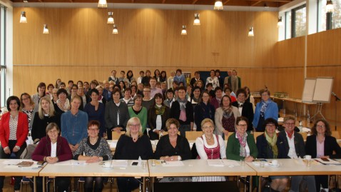 Der Landesausschuss der Landfrauen kommen in Herrsching zusammen.