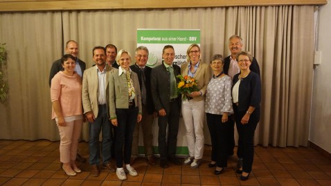 Gruppenbild Ortsobmänner und Örtsbäuerinnen Tagung Passau