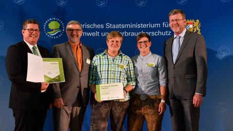 Umweltpräsident Stefan Köhler, Landrat Coburg Michael Busch, Nora Wölfert, Daniela Riedel, arcel Huber