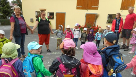 2018-07-23_Kinder auf dem Bauernhof