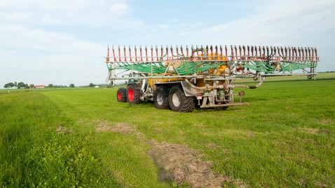 Düngung auf Feld