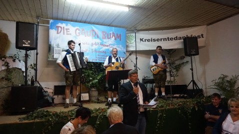 Gaudi-Buam bei Kreiserntedankfest in Herreth, KO Martin Flohrschütz