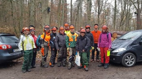Motorsägenlehrgang für Frauen - Gruppenbild