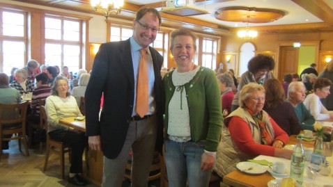 Prof. Dr. med. Christoph Anthuber und Kreisbäuerin Anita Painhofer