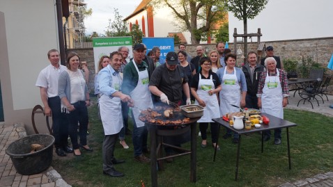Kreisvorstandschaft NEA-BW beim Angrillen