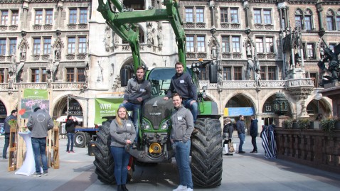 Herrschinger Grundkurs am Münchner Marienplatz