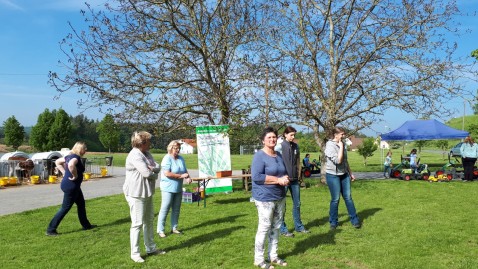 Begrüßung beim Bauernhoffrühstück Kreisbäuerin Angelika Seyferth