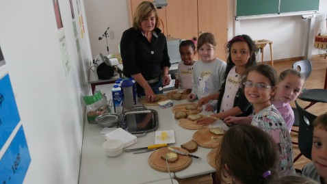 Landfrauen machen Schule Rosmarie 