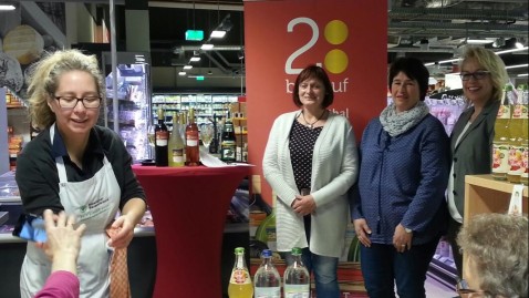 2019-06-13-Landfrauen-kochen-bei-REWE