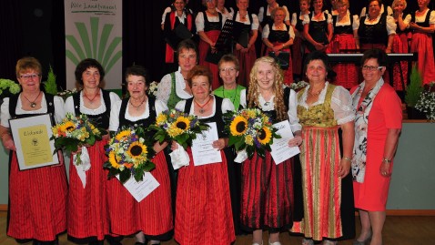 Ehrung Gründungsmitglieder Bayreuther Landfrauenchor