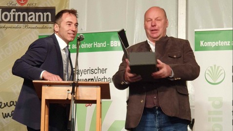 2019-06-06-Bauerntag Kreisobmann mit Referent
