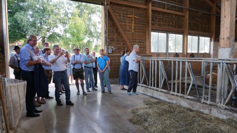 Stallbesichtigung Biomilchbetrieb Hacklinger