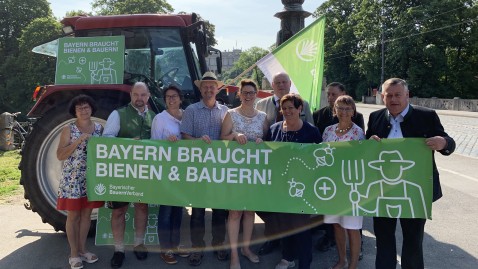 Präsident Heidl setzt sich dafür ein, dass Bayern Bienen und Bayern braucht. 
