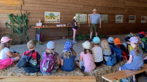 2019-07-08-Kinder auf dem Bauernhof