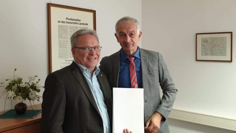 40jähriges Betriebsjubiläum Manfred Kraus, mit Direktor
