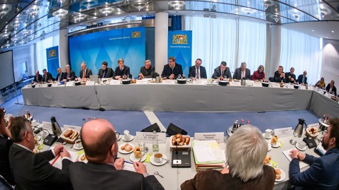 Runder Tisch in der Bayerischen Staatskanzlei