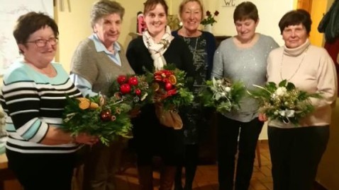 alte Chorbetreurin Hilde Scheler mit neuer Chorbetreuerin Kathrin Bauer