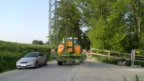 Landwirtschaftliche Fahrzeuge im Straßenverkehr