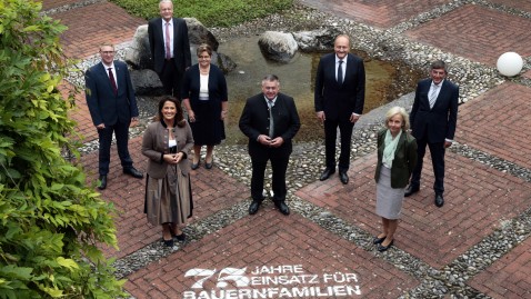 Ehrengäste beim Fest-Präsidium des Bayerischen Bauernverbandes anlassläich 75 Jahre BBV. 