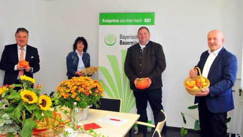 200-10-01 - Pressekonferenz Kreiserntedankfest - Gruppenbild