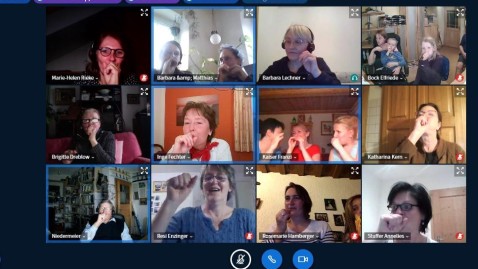 Lachyoga online