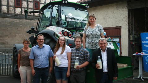Schleppertour Haßberge Milchtankstelle