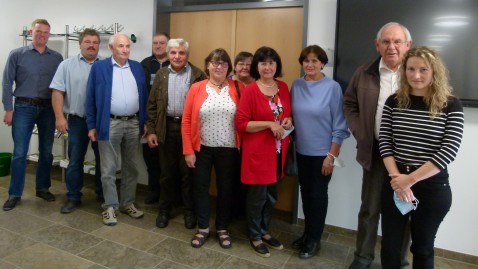 Mehrere ehemalige Ehrenamtliche des BBV Cham auf einem Gruppenbild