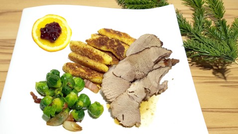 Wildschweinbraten mit Haselnuss-Schupfnudeln