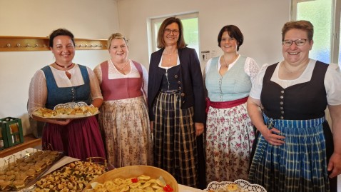 Landfrauen mit Ilse Aigner