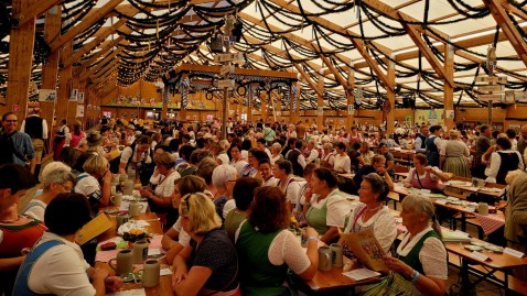 Starnberger Landfrauen auf der Oidn Wiesn