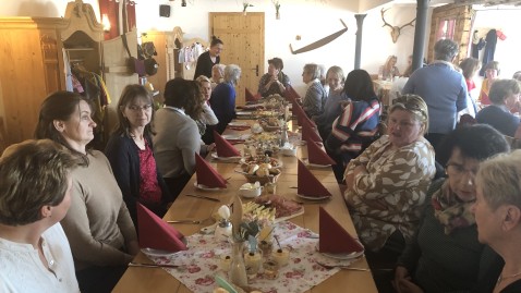 Der wundervolle Tag startete mit einem ausgiebigen Frühstück im Hofcafe Krauthof, dort konnten Sie die regionalen Schmankerl genießen