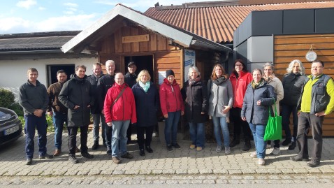 Gruppenfoto bei Austausch mit Grünen