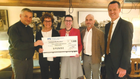 Spendenübergabe KDBH Erding