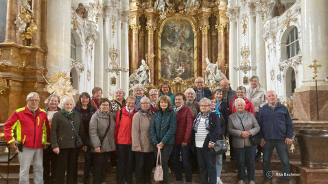 Senioren- und Austraglerfahrt 2025 des BBV Kreisverbandes Aichach-Friedberg - Gruppenfoto  Senioren- und Austraglerfahrt 2025 des BBV Kreisverbandes Aichach-Friedberg - Gruppenfoto