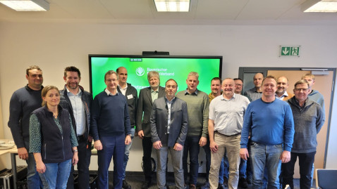 Die Präsenzteilnehmer des Netzwerk-Veredelung