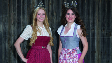 (v. l.) Milchprinzessin Verena Wagner und Milchkönigin Elisabeth Heimerl