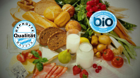 Frühstücksplatte mit Siegel "Geprüfte Qualität Bayern und Bio Bayern"