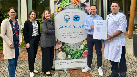 Haus der bayerischen Landwirtschaft Herrsching erhält Zertifiziertung für Geprüfte Qualität Bayern